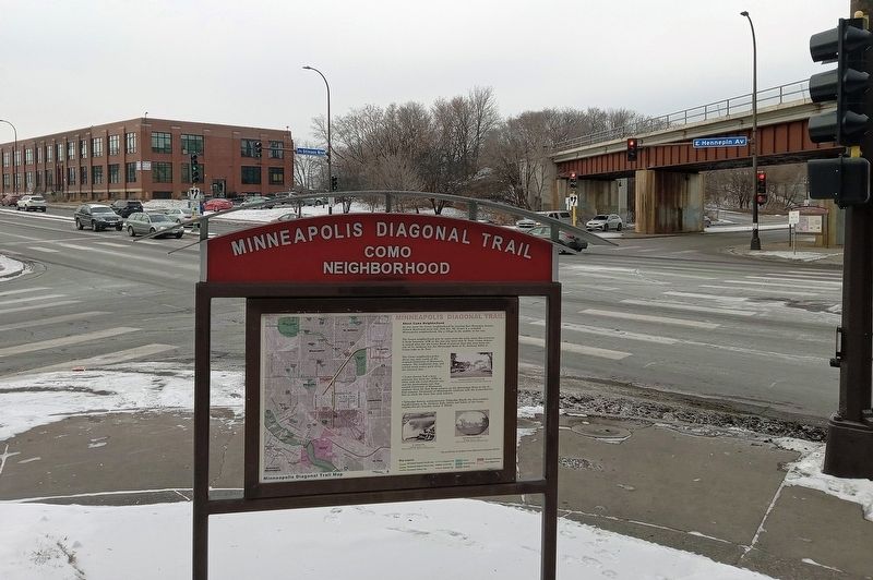 About Como Neighborhood Marker at the southeast corner of Hennepin & Stinson. Click for full size. About Como Neighborhood Marker at the southeast corner of Hennepin & Stinson image. Click for full size.