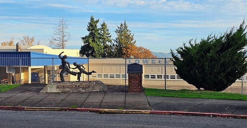 Lowell Elementary School. Click for full size. Lowell Elementary School image. Click for full size.