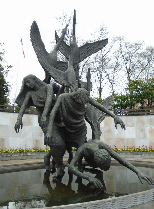 Children of Lir Sculpture in Garden image. Click for full size.