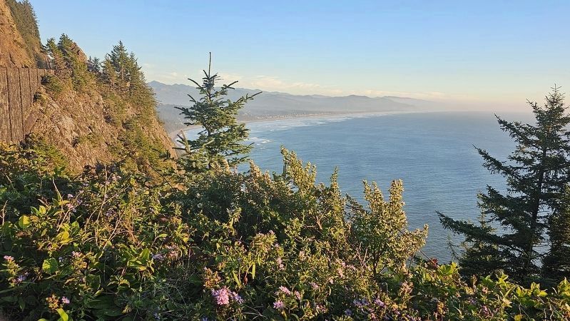 Oregon Coast Highway. Click for full size. Oregon Coast Highway image. Click for full size.