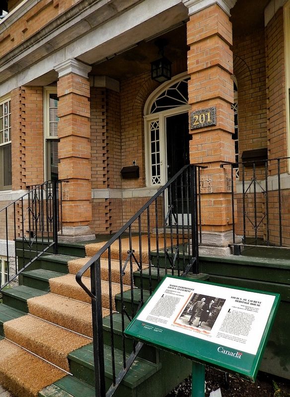 Maison Patrimoniale Louis S.-St-Laurent / Louis S. St. Laurent Heritage House Marker. Click for full size. Maison Patrimoniale Louis S.-St-Laurent / Louis S. St. Laurent Heritage House Marker image. Click for full size.