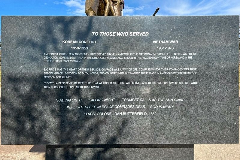 Korean-Vietnam Peace Memorial, South Side image. Click for full size.