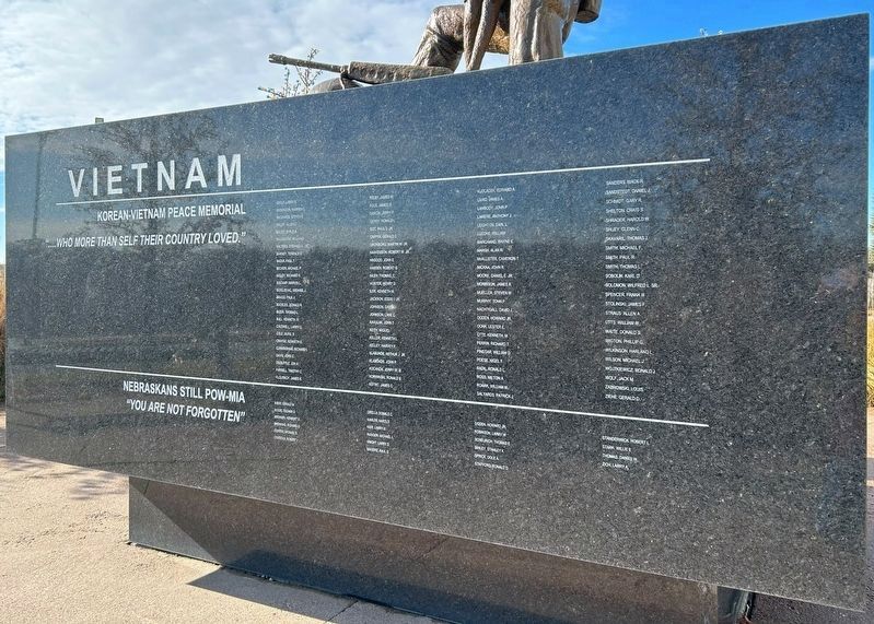 Korean-Vietnam Peace Memorial, East Side image. Click for full size.