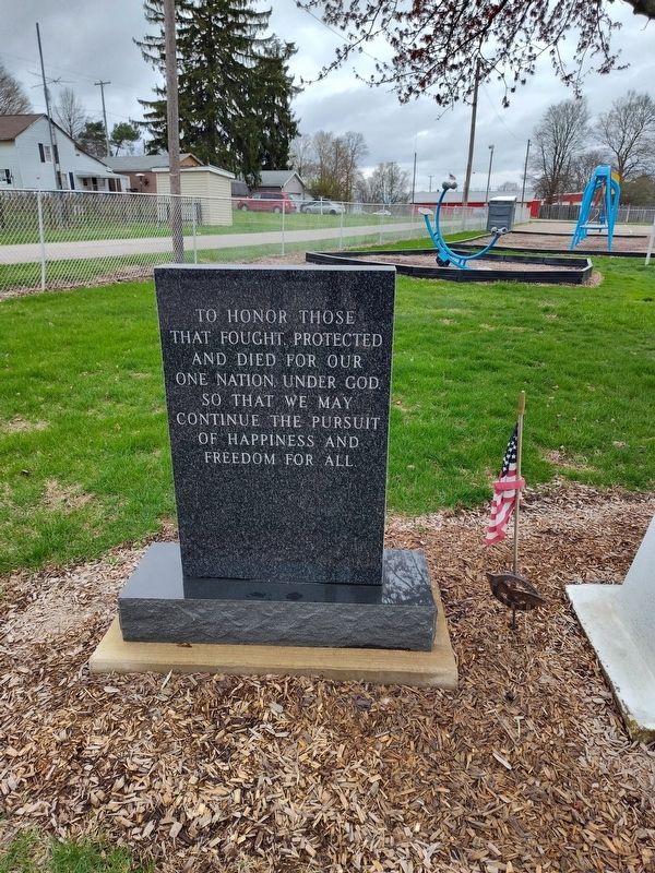 Hayesville Veterans Memorial image. Click for full size.