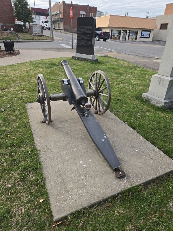 In Memory of Our Veterans Marker attached to the cannon. Click for full size. In Memory of Our Veterans Marker attached to the cannon image. Click for full size.