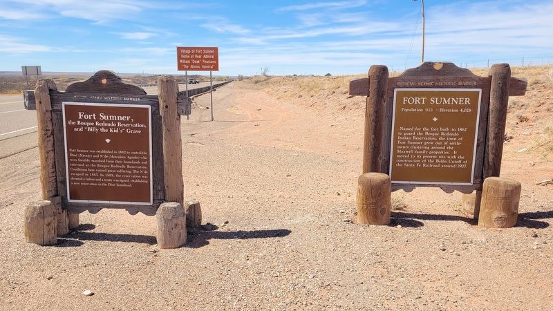 New Replacement Fort Sumner Marker with New Location image. Click for full size.