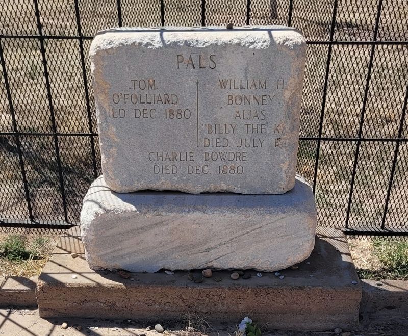 Billy the Kid is buried with his pals, Tom O'Folliard and Charlie Bowdre. image. Click for full size.