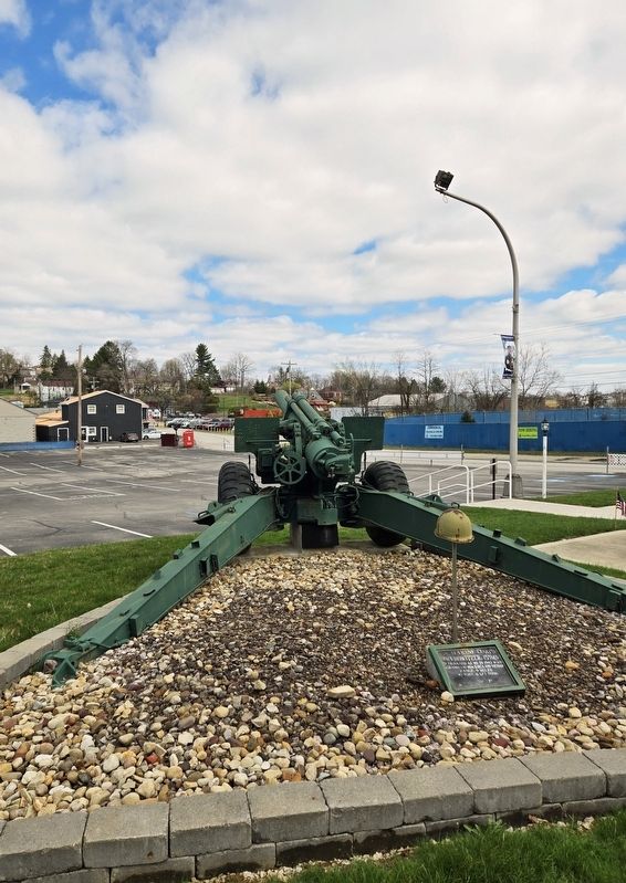U.S. Marine Corps M114 Howitzer: 155mm Marker image. Click for full size.