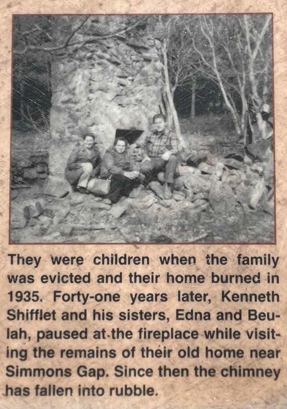 Shifflet Family Revisits Home image. Click for full size.