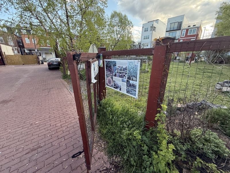 Columbia Heights Green. Marker image. Click for full size.
