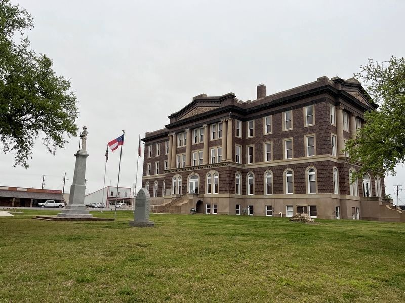 Confederate Veterans Memorial of Mills County Marker image. Click for full size.
