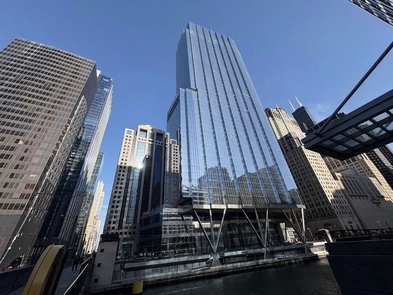 Bank of America Tower (110 N. Wacker) image. Click for full size.
