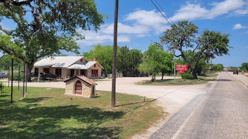 The view of the front entrance to the River Oaks Courts from the highway image. Click for full size.