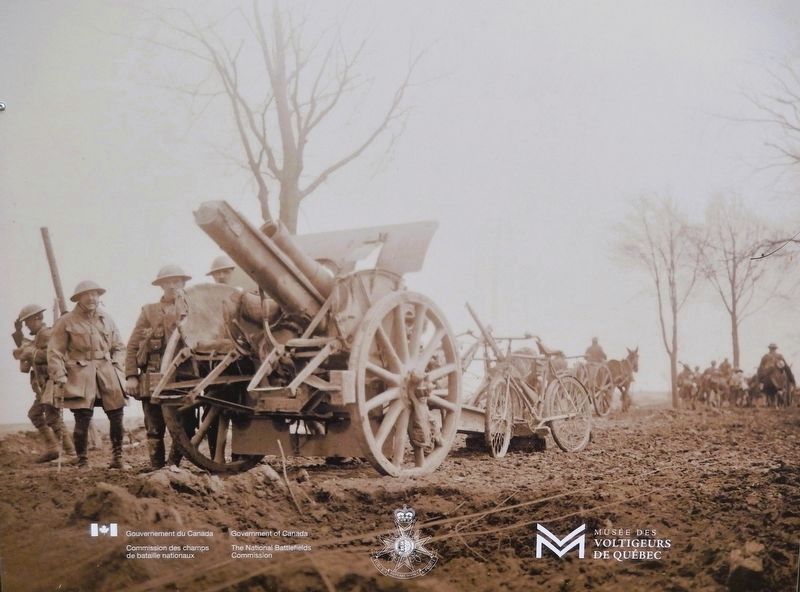 Marker detail: Cannon allemande capture près de Feuchy sur la route Arras-Cambrai, avril 1917. Click for full size. Marker detail: Cannon allemande capture près de Feuchy sur la route Arras-Cambrai, avril 1917 image. Click for full size.