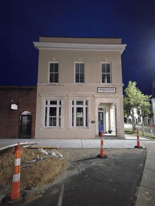 Bank of Whiteville. Marker is to the left of the entrance. image. Click for full size.