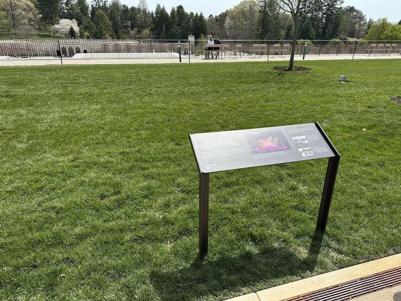 Main Fountain Garden Marker - wide view image. Click for full size.