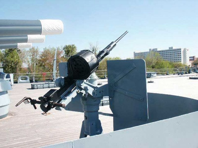 20MM Anti-Aircraft Gun aboard USS North Carolina. Click for full size. 20MM Anti-Aircraft Gun aboard USS North Carolina image. Click for full size.