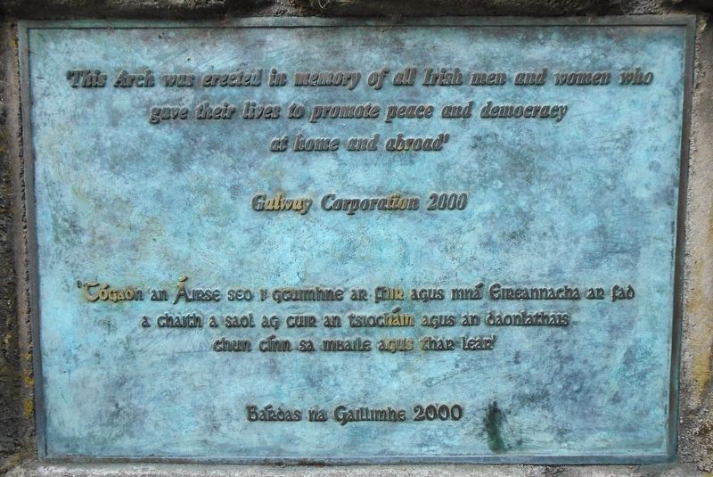 Peace and Democracy Arch Marker image. Click for full size.