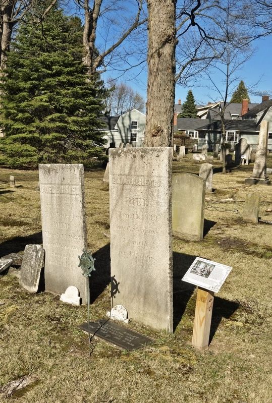 Elijah Risley Sr. Marker and Gravestone image. Click for full size.