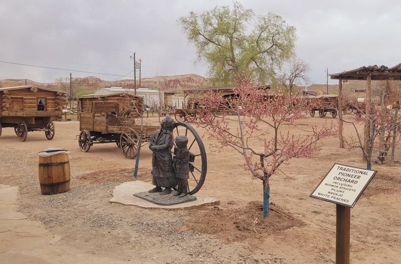 The view of the statue and marker along the pathway image. Click for full size.