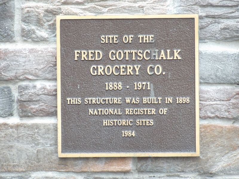Site of the Fred Gottschalk Grocery Co. Marker image. Click for full size.