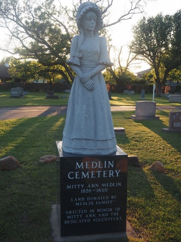 Medlin Cemetery Monument image. Click for full size.
