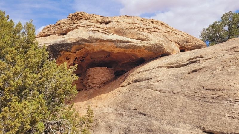 The view of the Stone Storehouse along the trail. Click for full size. The view of the Stone Storehouse along the trail image. Click for full size.