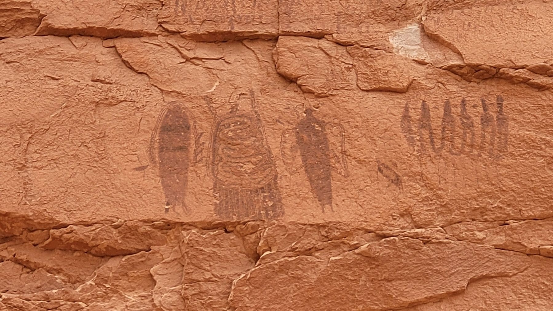Closeup of the Intestine Man Pictographs image. Click for full size.
