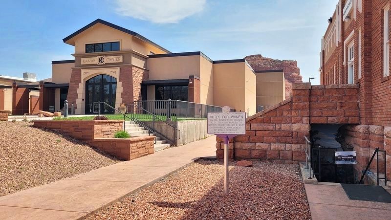 The view of the Votes for Women Marker and the Kanab Center in the background image. Click for full size.