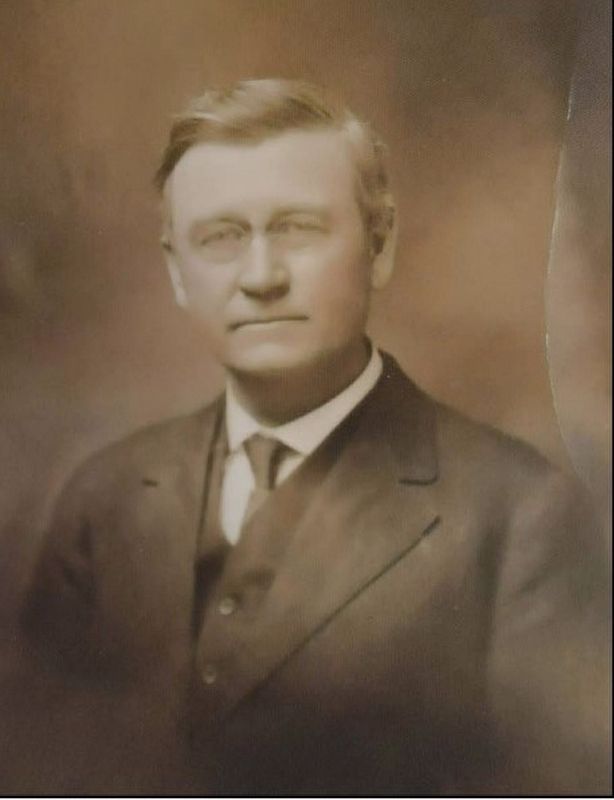 John Manson Munro (1859-1941) image. Click for full size.