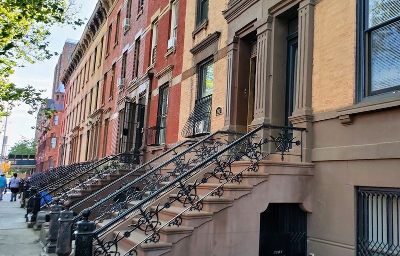 Mott Haven Historic District image. Click for full size.