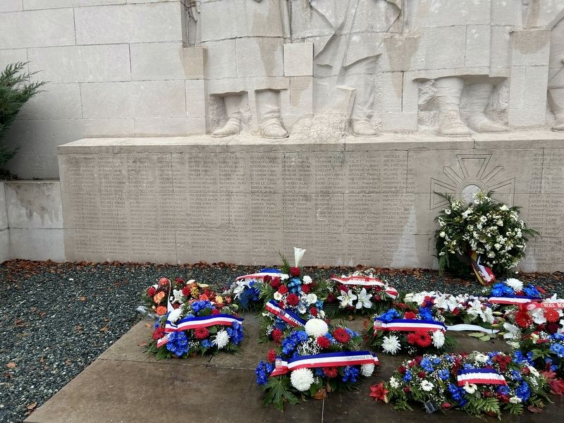 Left Side of Monument. Click for full size. Left Side of Monument image. Click for full size.
