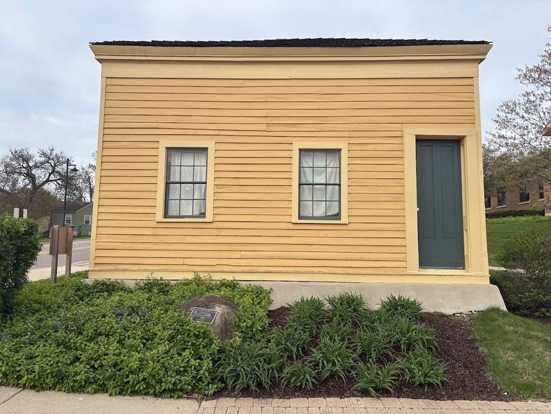 Settler's Cottage Marker. Click for full size. Settler's Cottage Marker image. Click for full size.