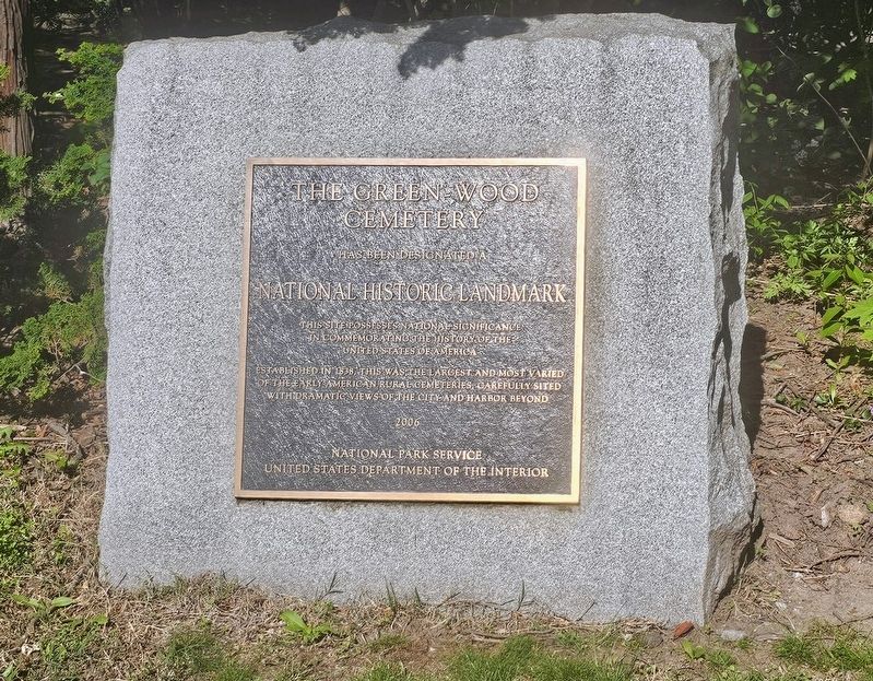 The Green-Wood Cemetery Marker image. Click for full size.