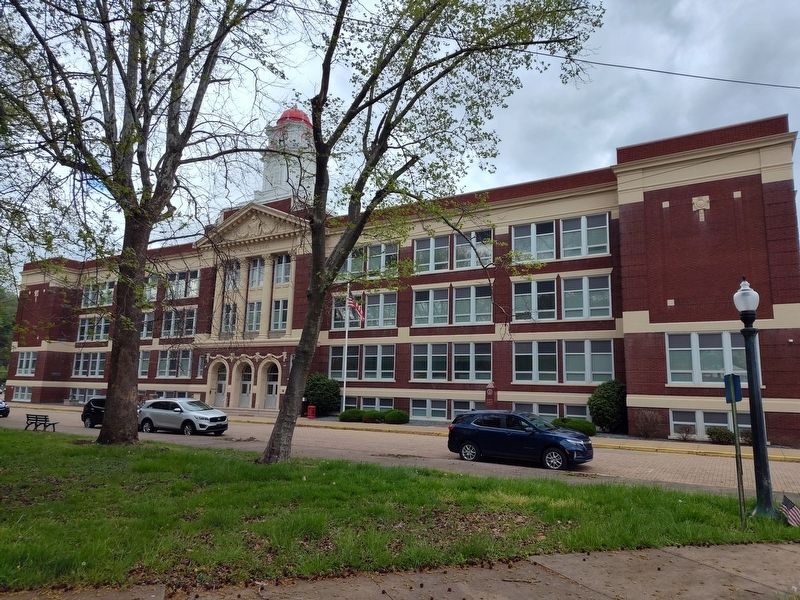 Bllaire High School. Click for full size. Bllaire High School image. Click for full size.