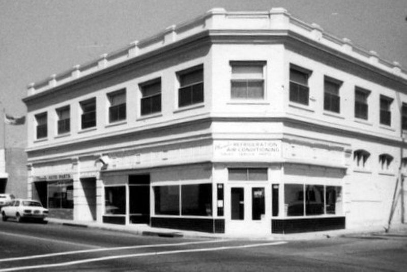 Kraemer Building image. Click for full size.