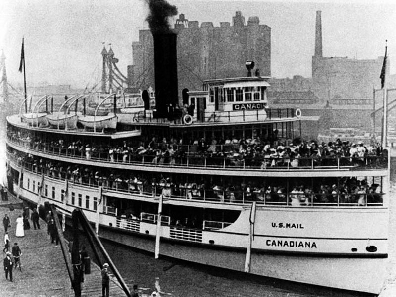 SS Canadiana on its maiden voyage in 1910. Click for full size. SS Canadiana on its maiden voyage in 1910 image. Click for full size.