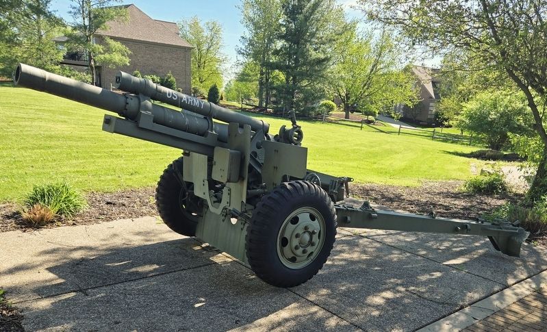 105 mm US Army Howitzer. Click for full size. 105 mm US Army Howitzer image. Click for full size.