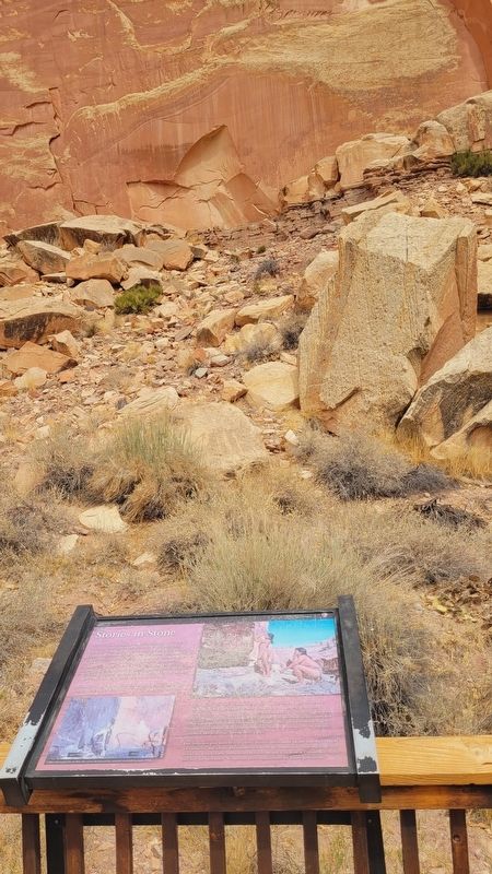 The view of the main panel of petroglyphs and Marker image. Click for full size.