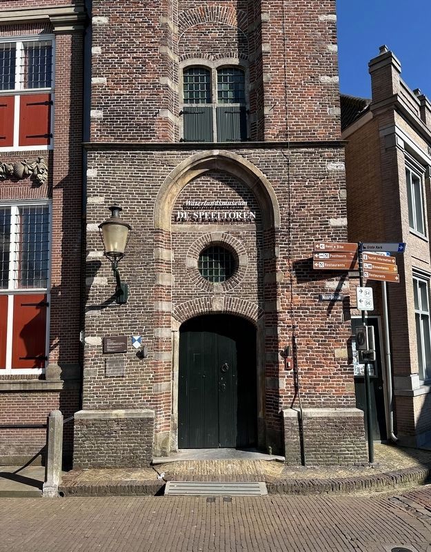 Speeltoren / Bell Tower Marker - wide view. Click for full size. Speeltoren / Bell Tower Marker - wide view image. Click for full size.