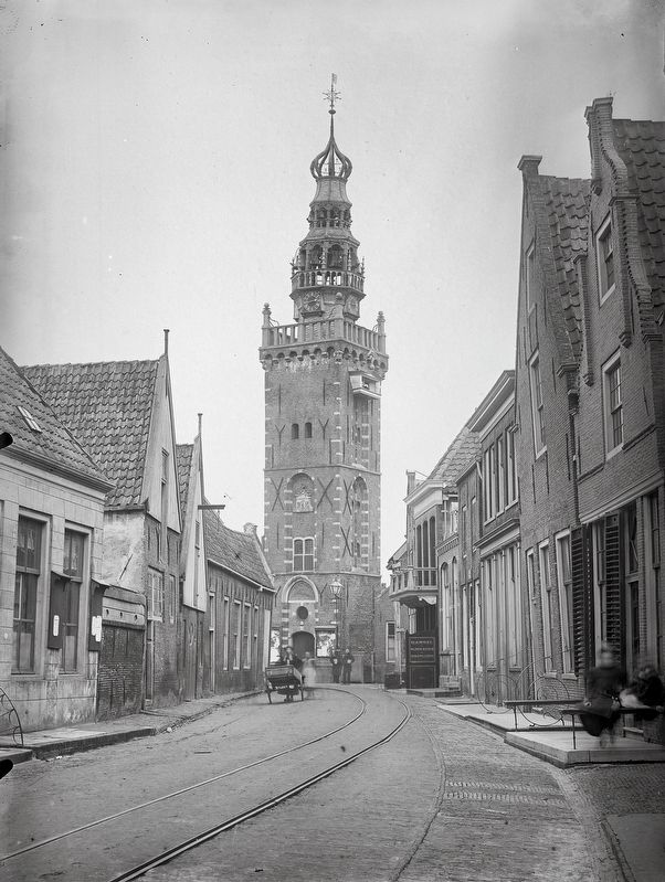 Speeltoren. Click for full size. Speeltoren image. Click for full size.