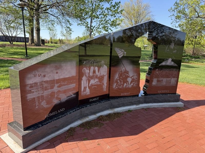 Gold Star Families Memorial Monument. Click for full size. Gold Star Families Memorial Monument image. Click for full size.