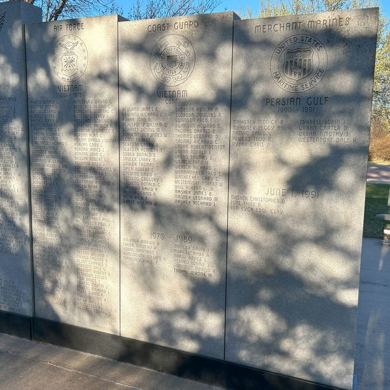 Kimball Veterans Memorial image. Click for full size.