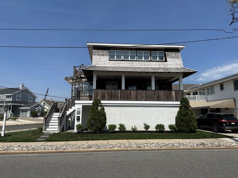 Rufwud Marker - wide view of house image. Click for full size.