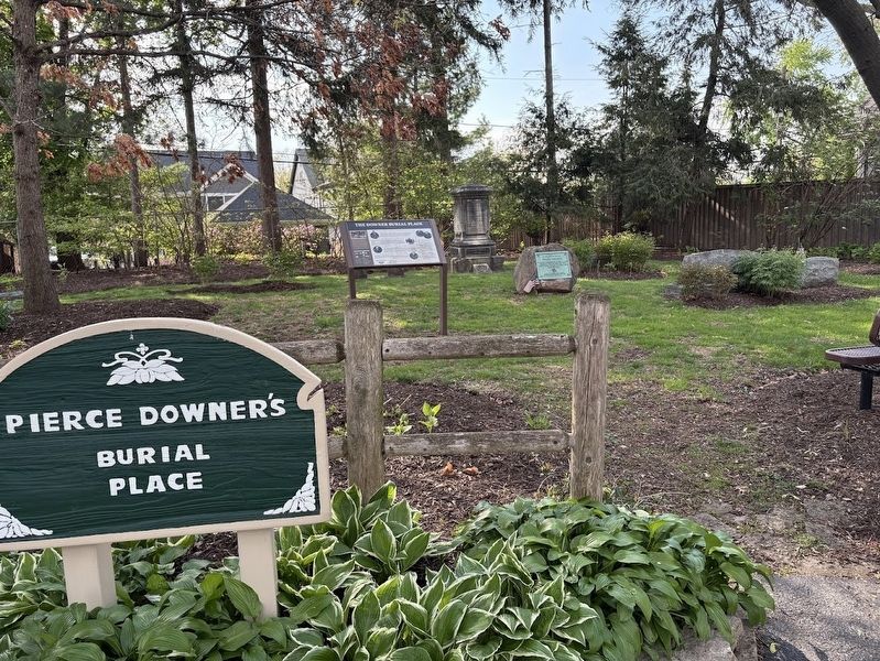 Pierce Downer's Burial Place image. Click for full size.