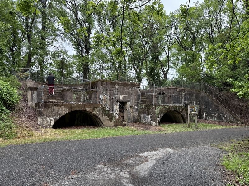 Battery Clagett remains image. Click for full size.