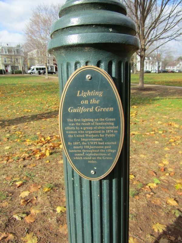 Lighting on the Guilford Green Marker image. Click for full size.