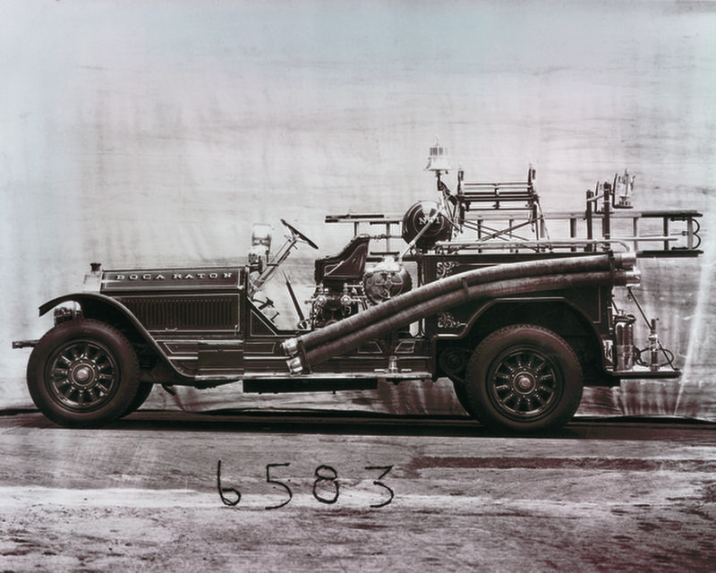 Boca Raton Fire Engine No. 1. Click for full size. Boca Raton Fire Engine No. 1 image. Click for full size.