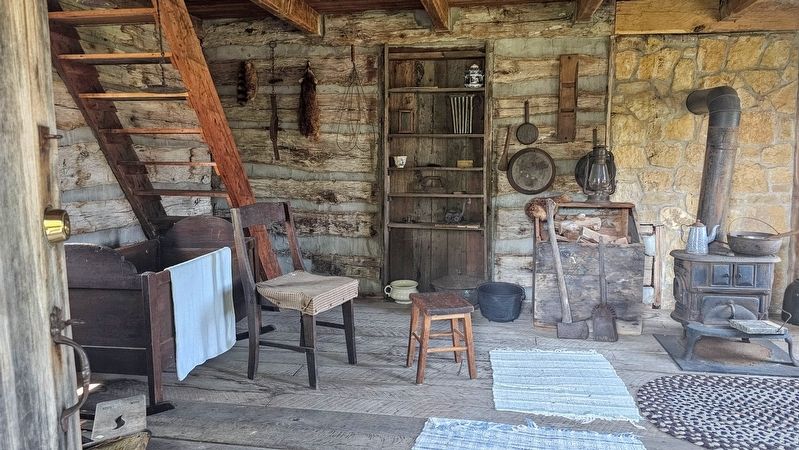 Settler's Log Cabin image. Click for full size.