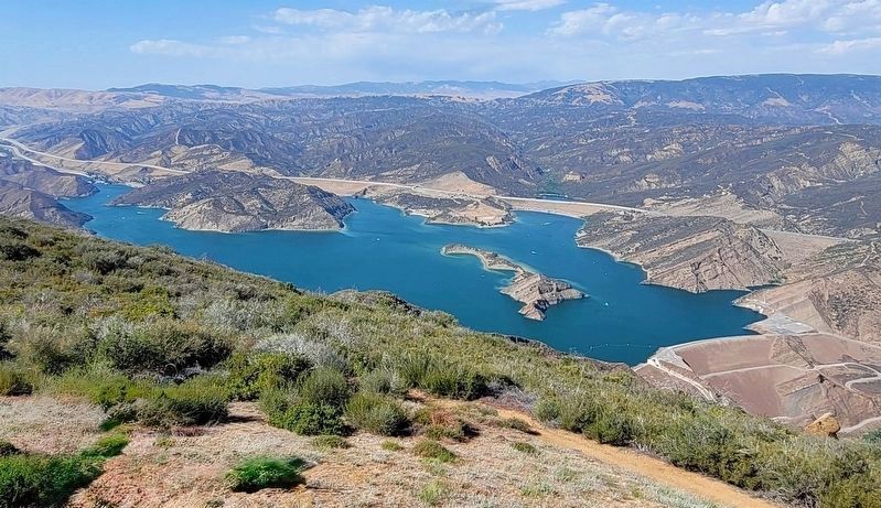 View of Pyramid Lake image. Click for full size.